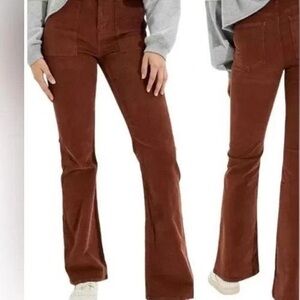 American Eagle Super Hi-Rise Flare Stretch Corduroy Jeans in Brown, Size 8